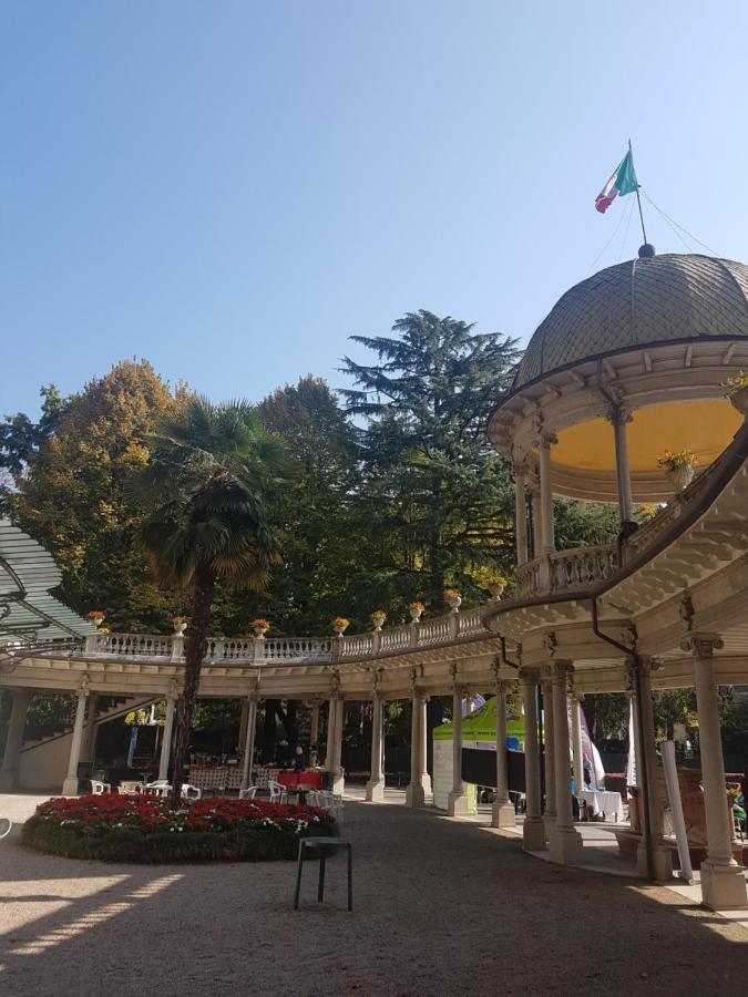 Casa Vacanza Scacco D' Argento Boario Terme Exteriör bild
